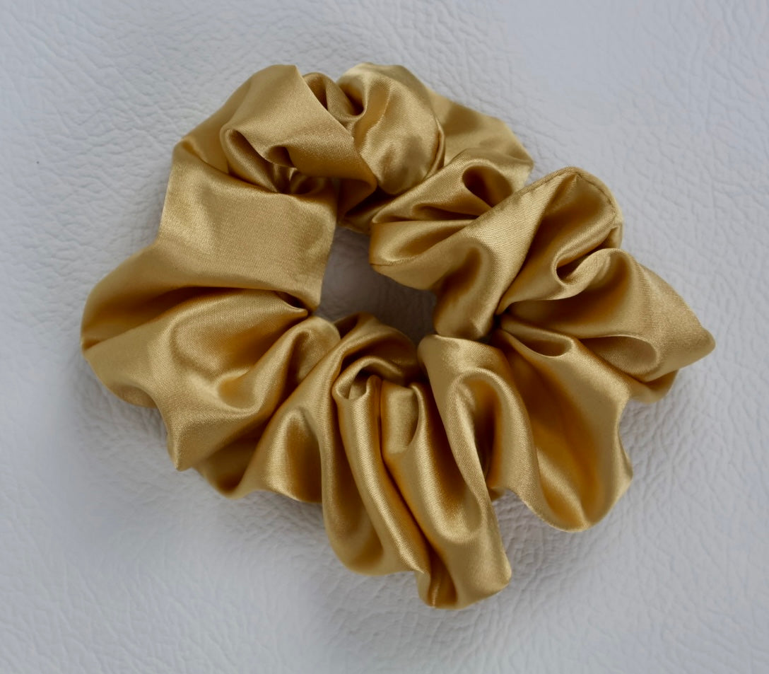 Clutch Hair Culture Scrunchies  (Naturals)